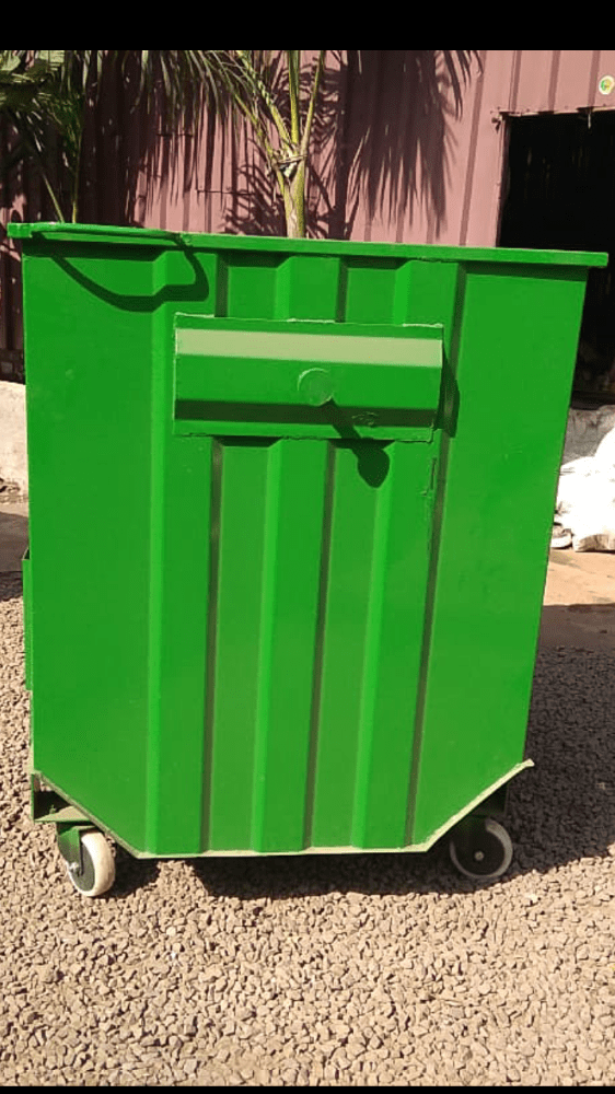 Green Mild Steel Rectangular Garbage Metal Compactor Bin, Automation Grade Manual, Capacity .5