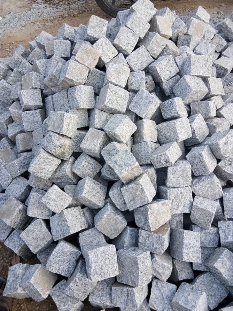 Grey Cobble Stone for Landscaping, Rs 6.67 /piece Granstone Floors ID