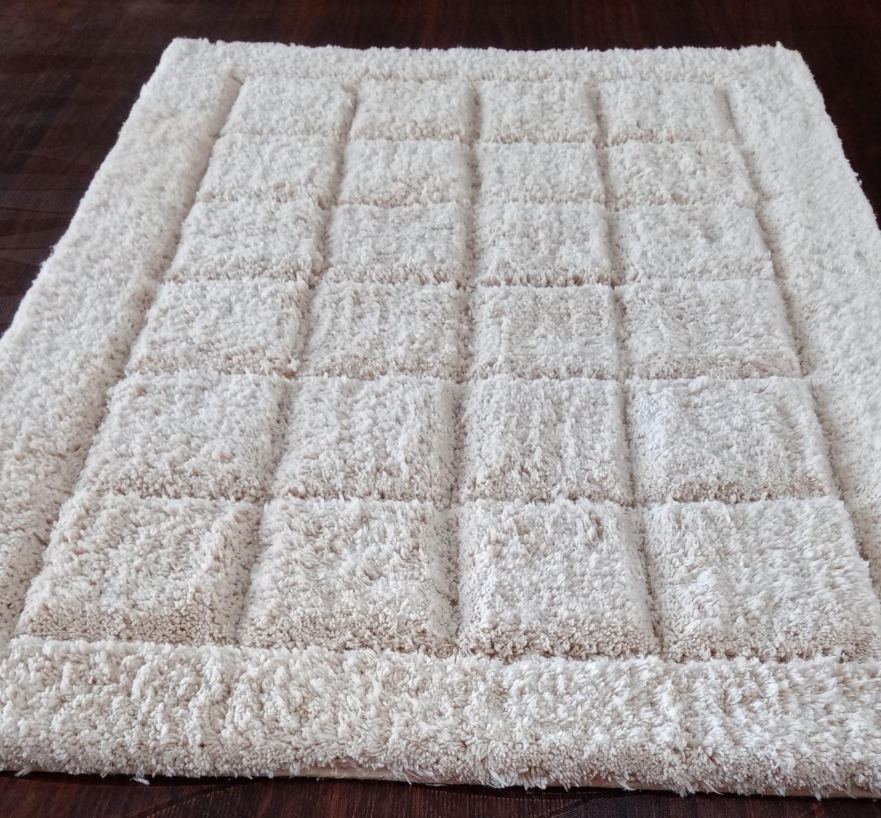 Simple Natural Colour 24 Squares Bath Mats, Mat Size 60x90 cm, Rs 175