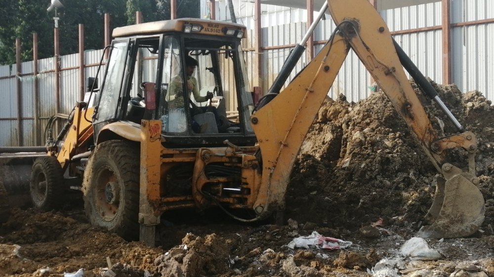 Backhoe Loader Hire Services, for Industrial, Service Location