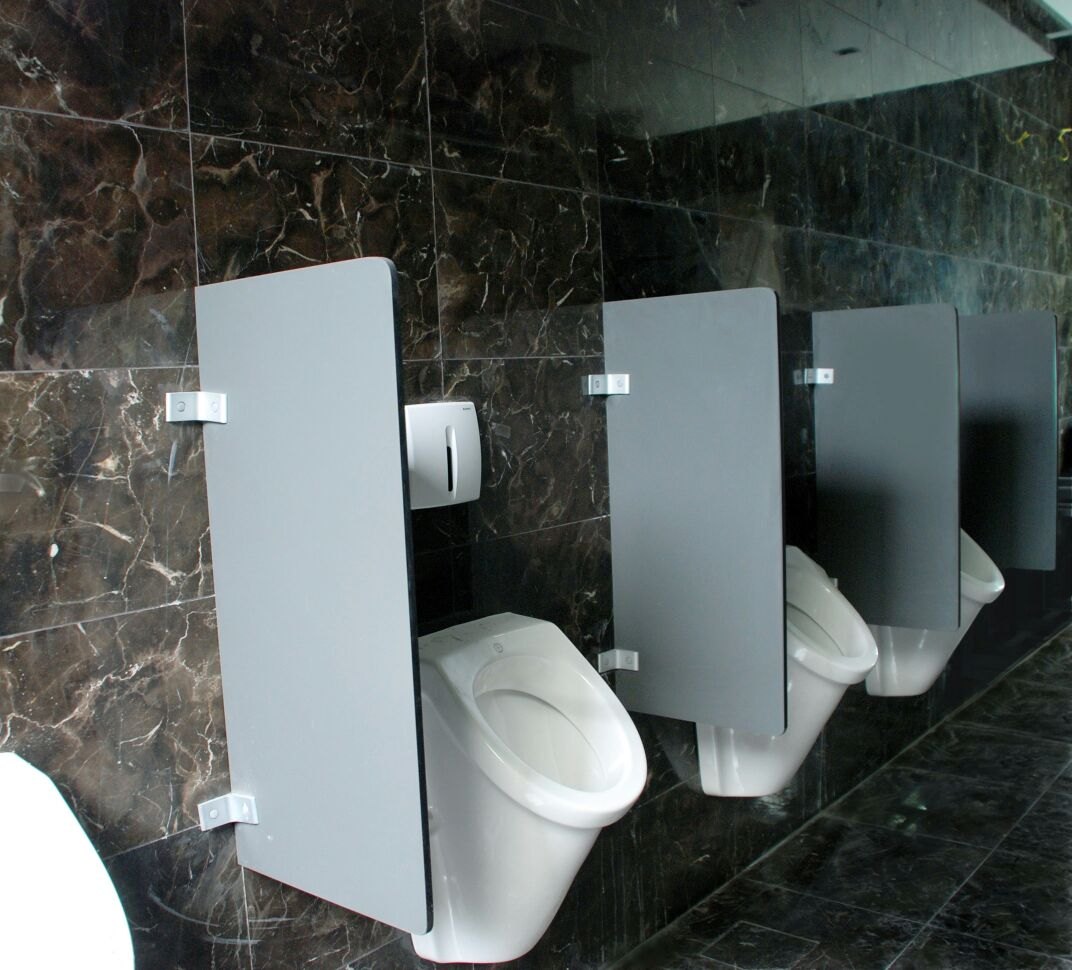HPL Board Urinal Partition, Rs 3500 /unit Aartha Interiors & Exteriors