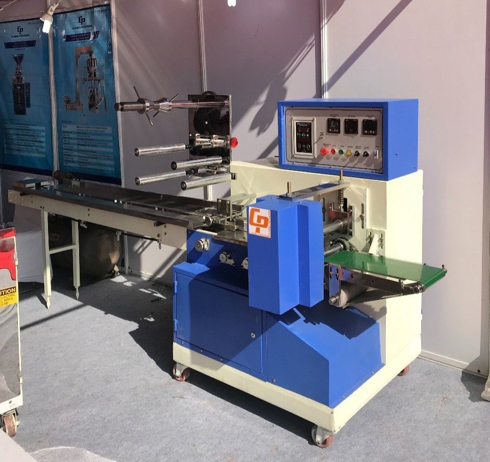 1 Hp Automatic Horizontal Flow Wrap Machine, Packaging Type Pouch, 230