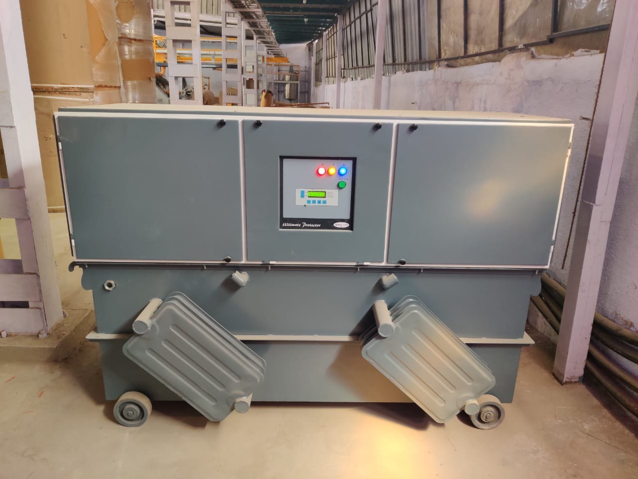 Three Phase Servo Voltage Stabilizers, For Industrial