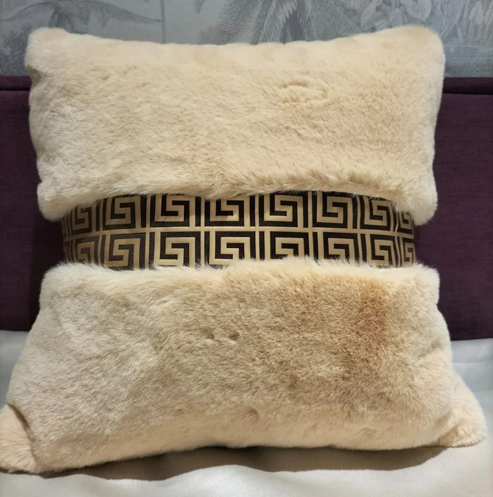 Polyfill Square Feather Sofa Cushion, For Home, Size 16 X 16inch (l X