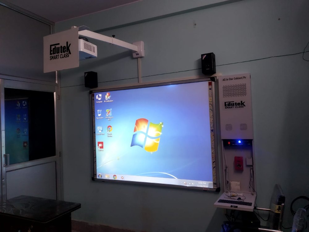 Edutek Electronic Whiteboard, For School, Size/Dimension 85" Diagonal