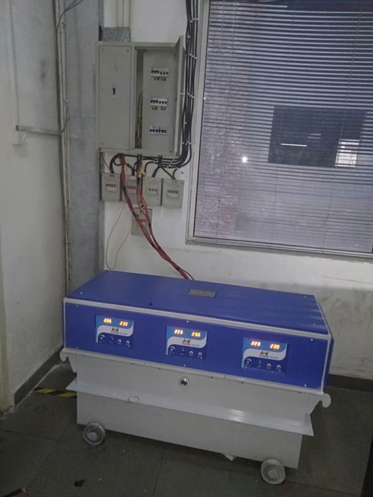 Servomate Automatic 30 kVA Servo Voltage Stabilizer, 300v