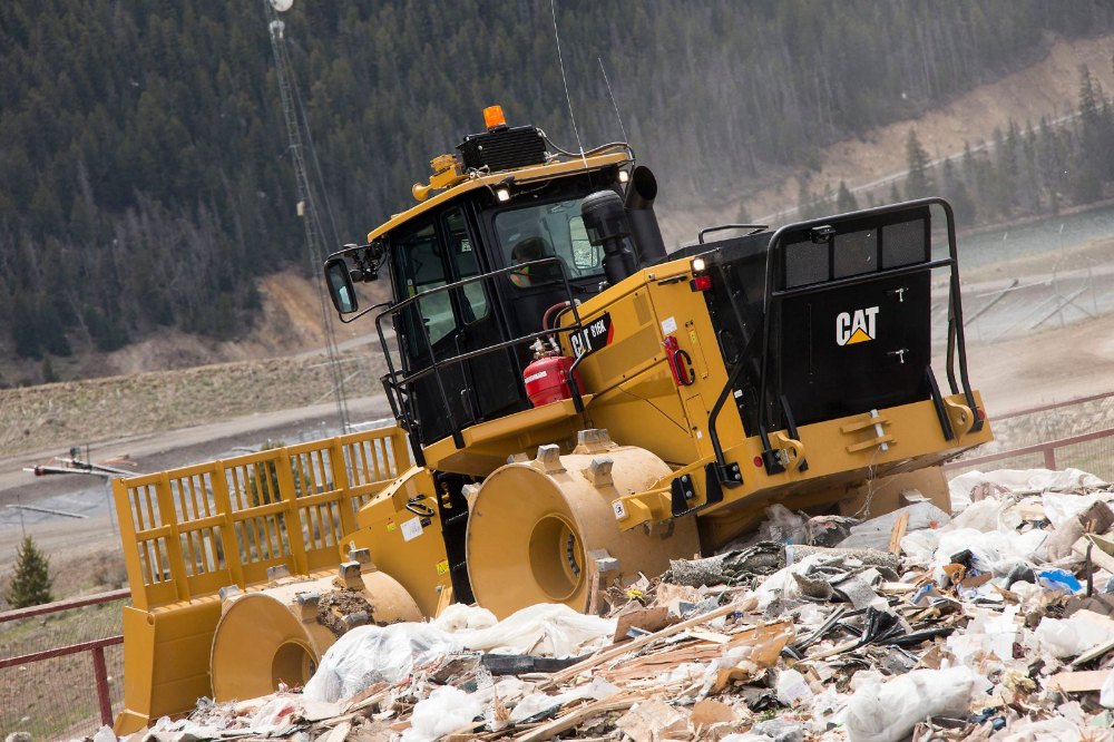 CAT 816K Landfill Compactor, 284 hp, specification and features