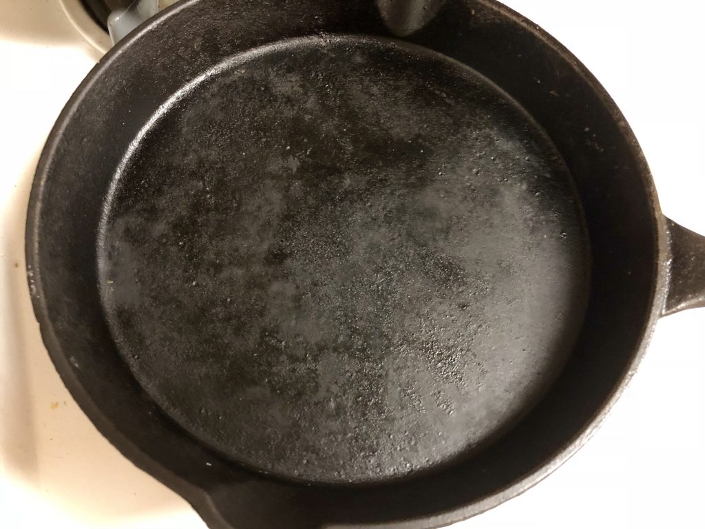 How to Easily Clean a Cast Iron Skillet 500 Spatulas