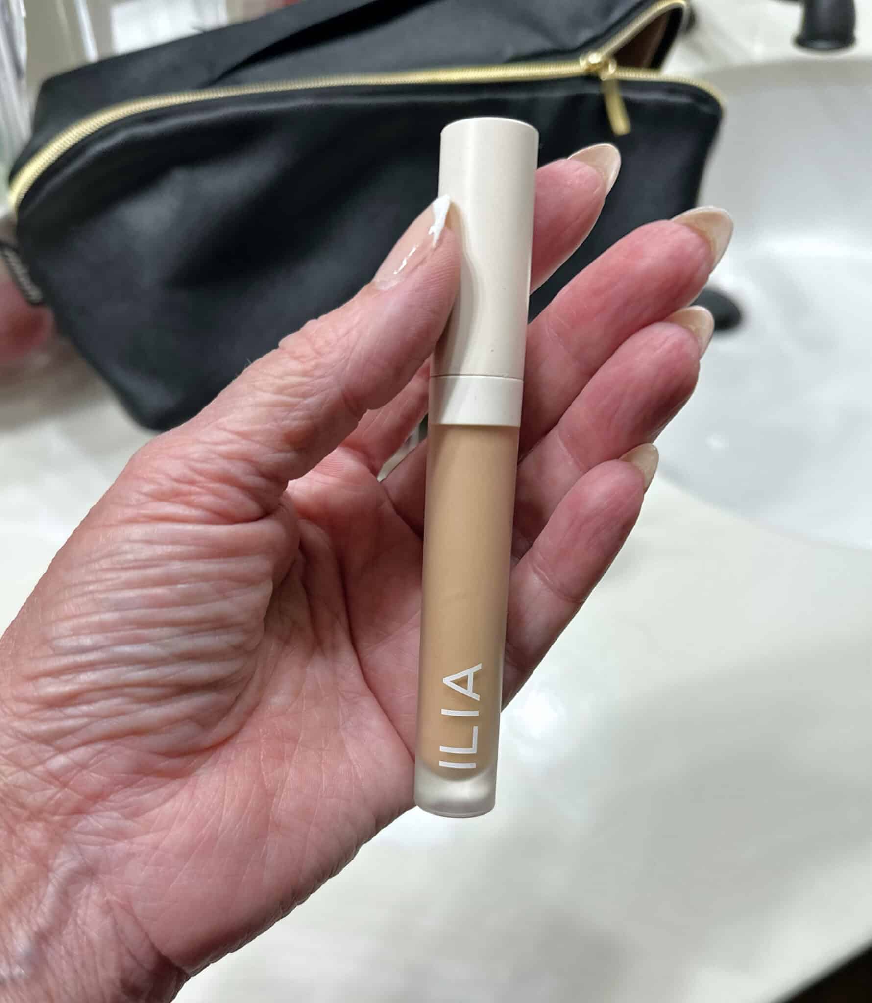 Best Concealers for Mature Skin in Women Over 50