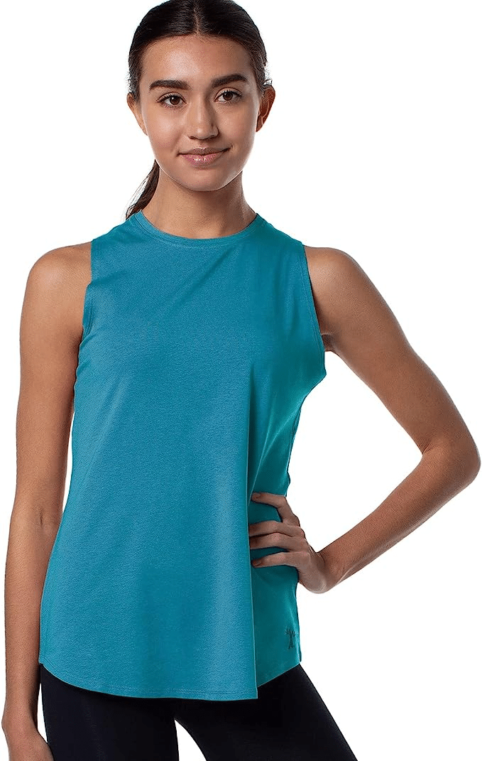 The Best Tops To Wear in Hot Weather