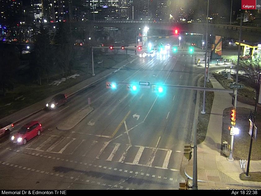 Memorial Drive / Edmonton Trail NE Traffic Cam