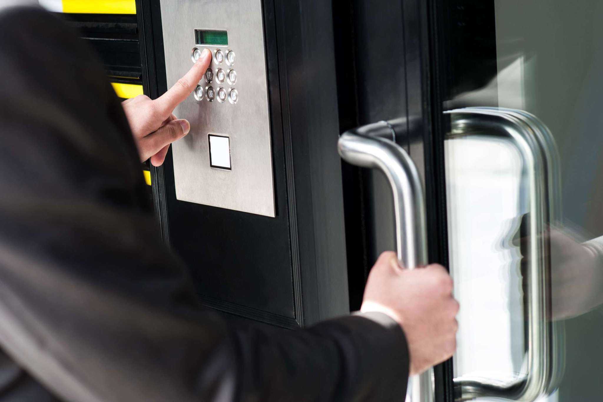 Commercial Locksmith 514 Locksmith Locksmith & security systems