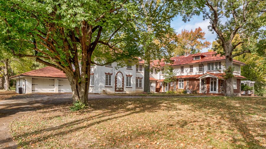 South Warson 1601 Blog1_preview Ladue Style