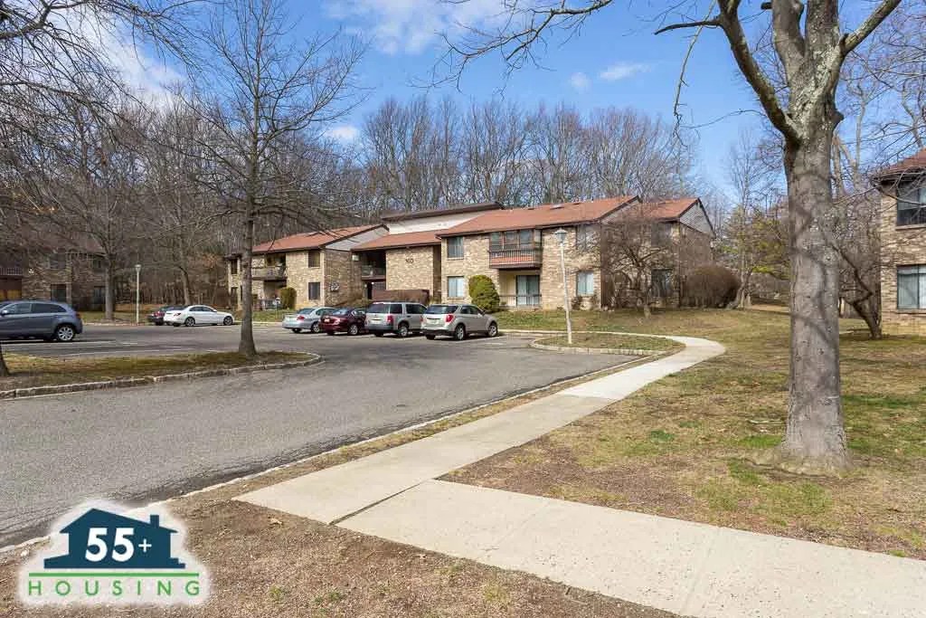 Covered Bridge Adult Community in Manalapan, NJ 55+ Housing for Sale