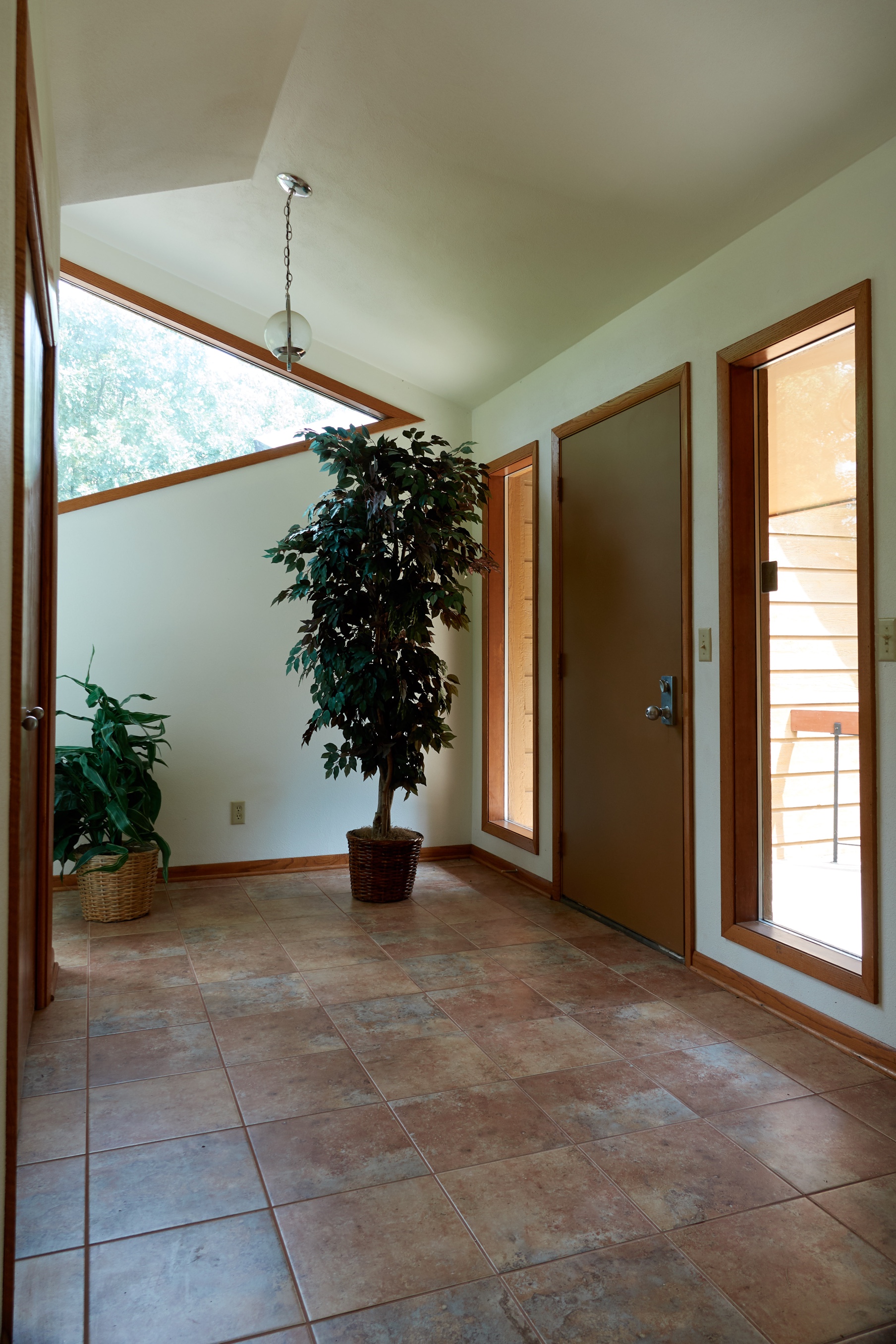 Home for Sale 5711 River Road, Waunakee, WI 53597