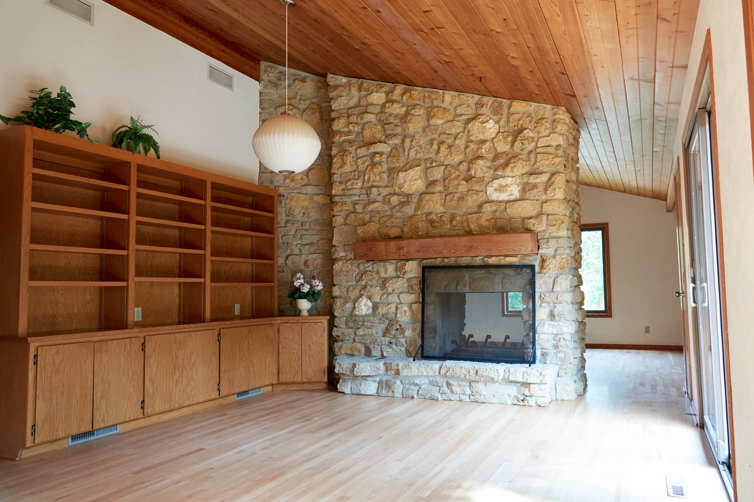 Home for Sale 5711 River Road, Waunakee, WI 53597