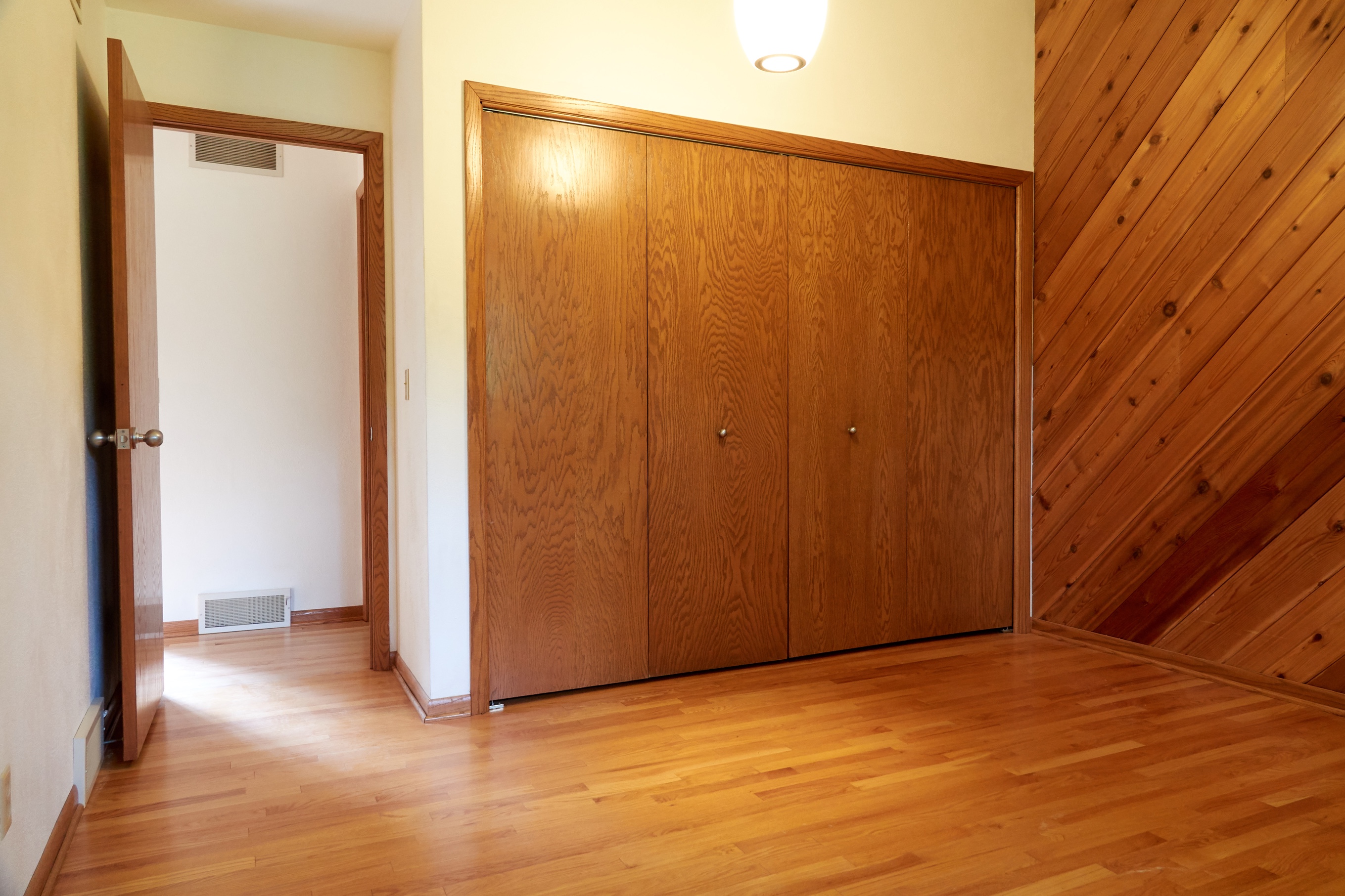 Home for Sale 5711 River Road, Waunakee, WI 53597