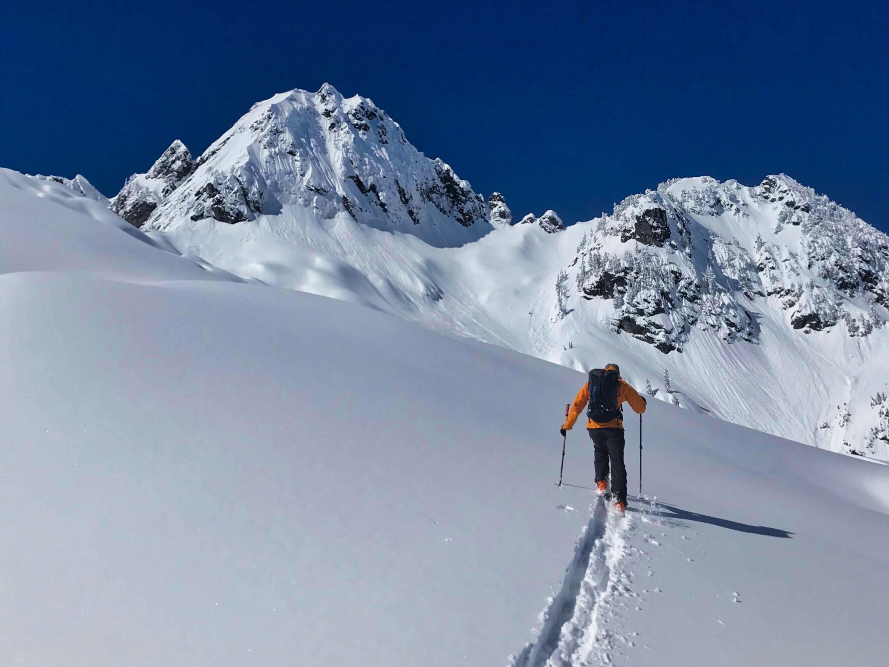 Top 5 Locations for the Best Backcountry Skiing in Washington