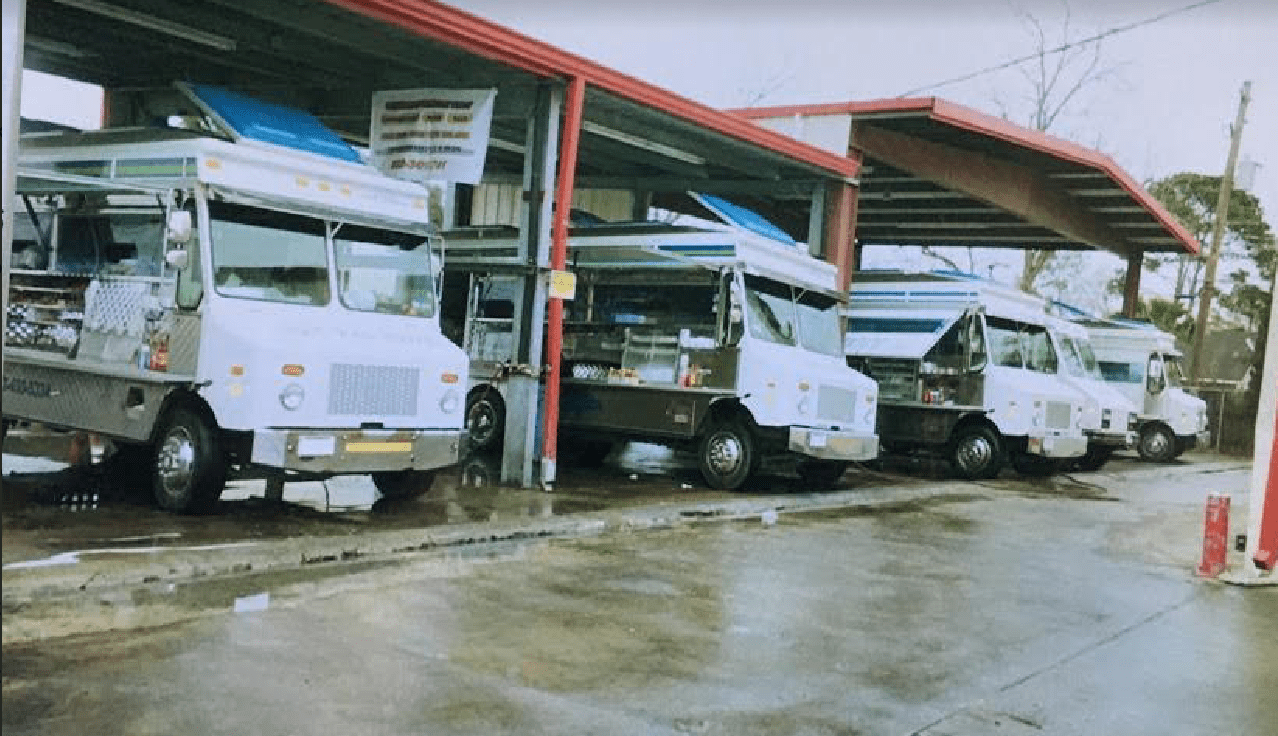 Familyowned business keeps hundreds of food trucks clean and up to