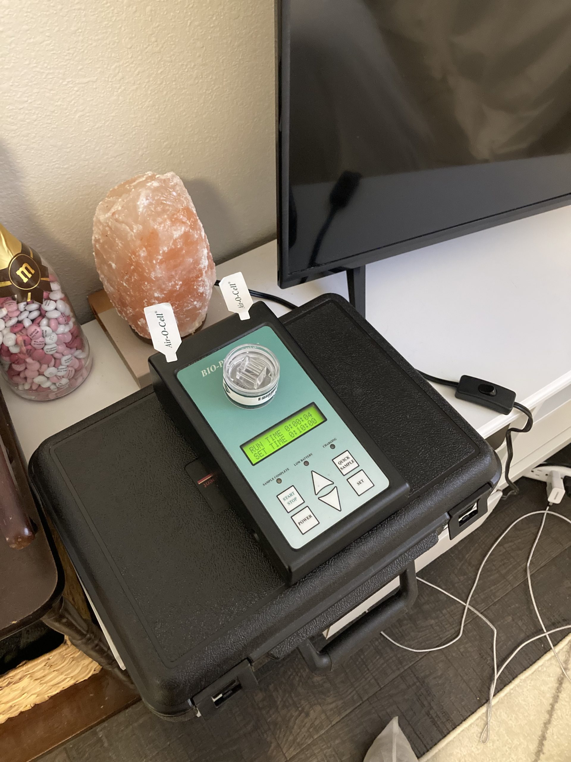 Do air quality monitors detect mold? 5 Microns Inc