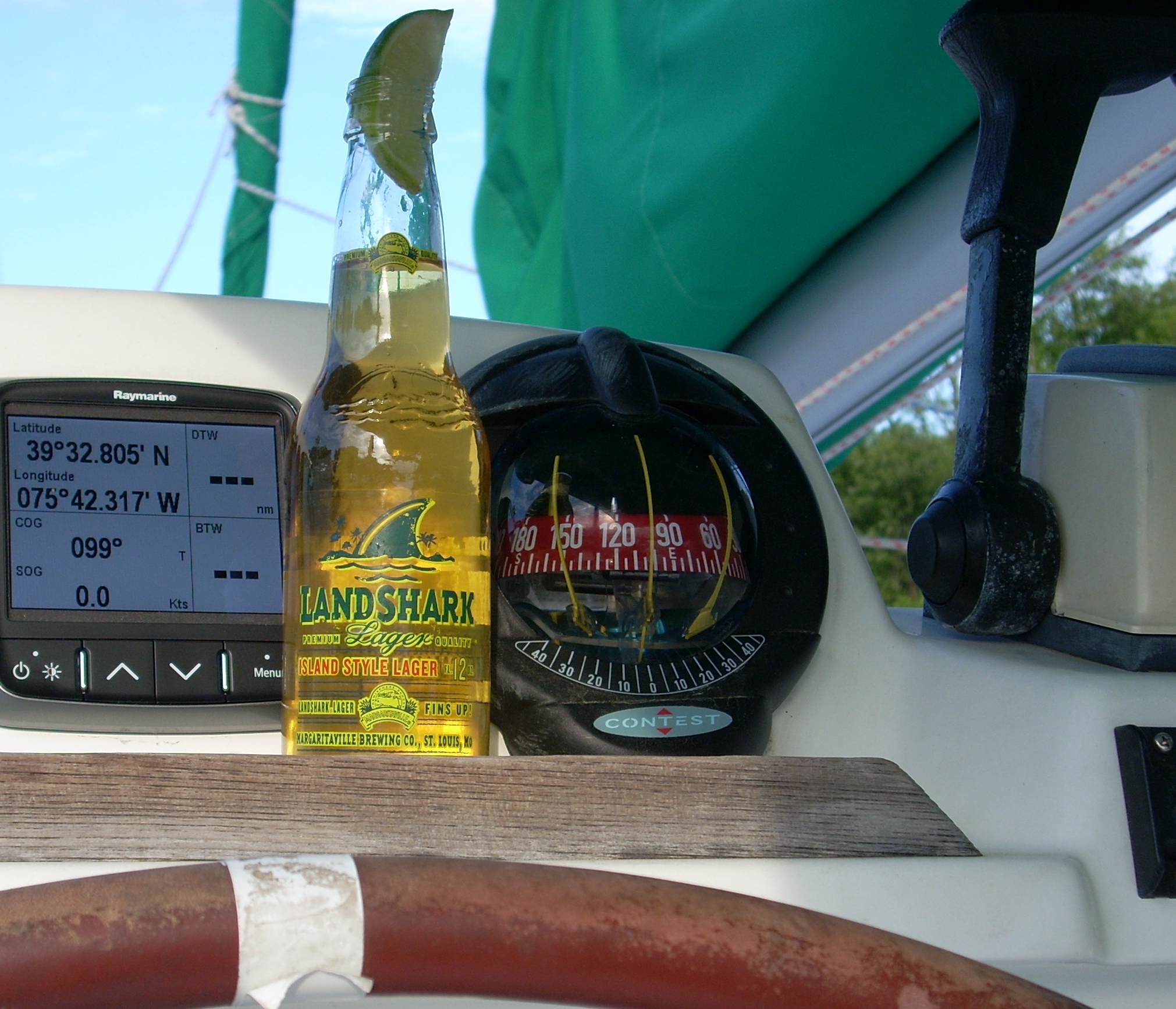 Landshark Lager Captain Dad Reviews Jimmy Buffett’s Beer Five O