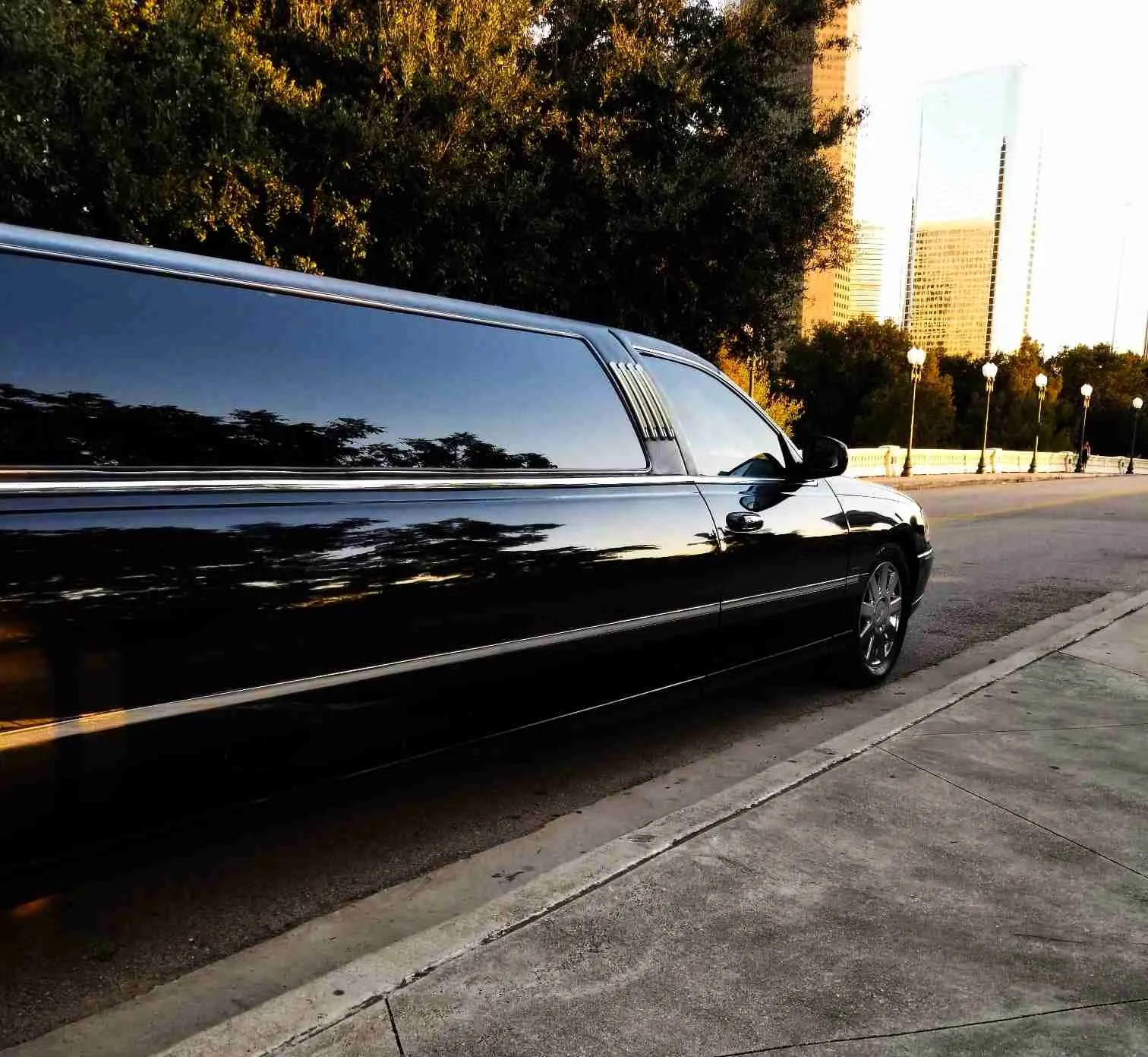 5 Star most RELIABLE and SAFEST Limo Service