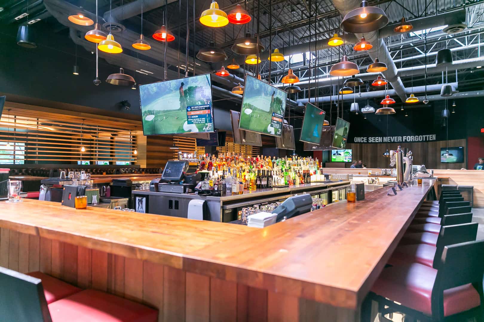 Starlight Casino Is Bringing Las Vegas Glamour To New Westminster