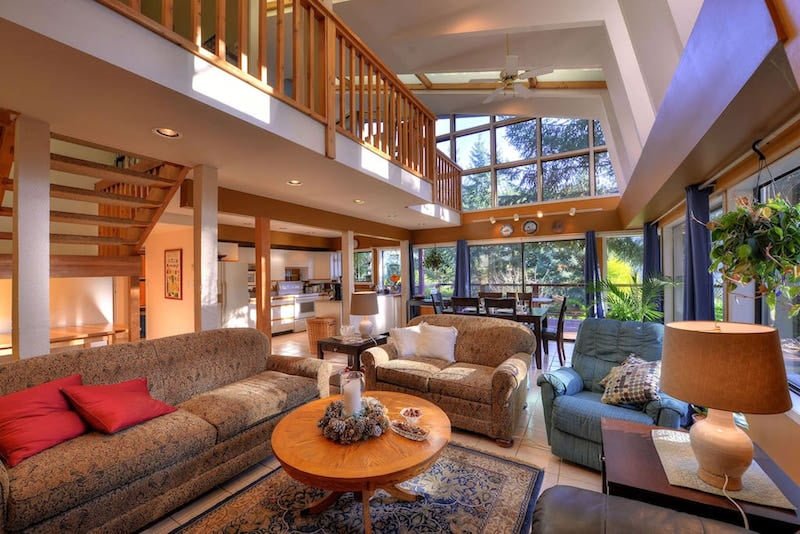 BC Mansions On Airbnb To Rent & Pretend You’re Rich For A Weekend