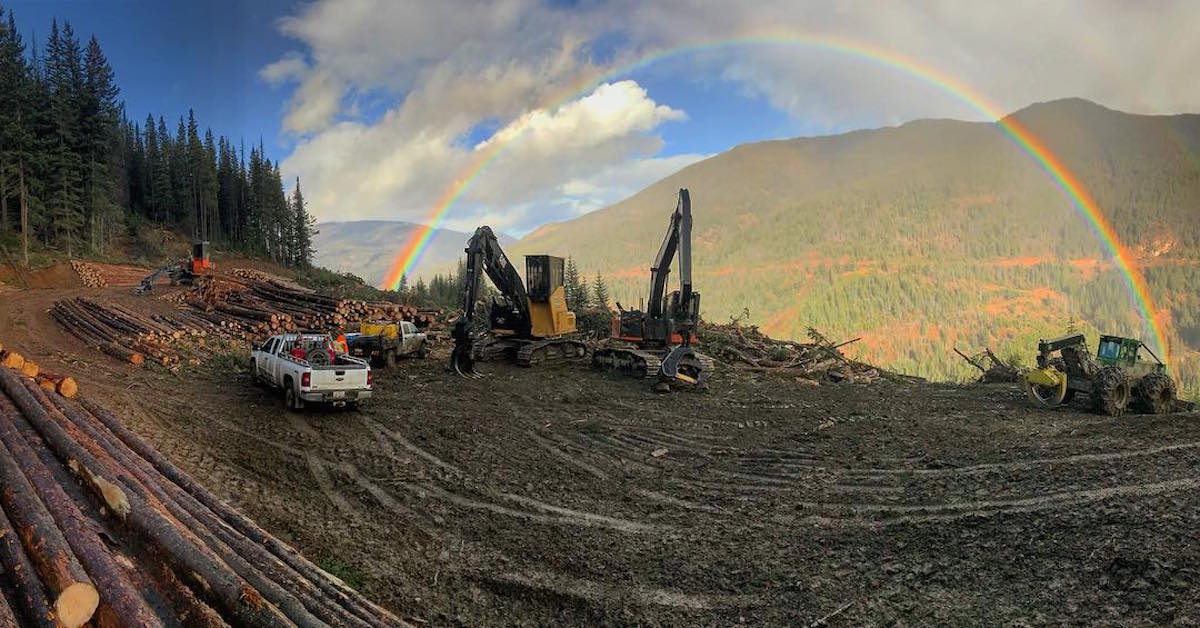 Meet One Of The Loneliest Towns In British Columbia Gold Bridge