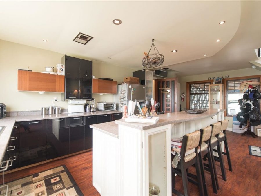 Float Homes In Metro Vancouver You Can Own For Under 400K