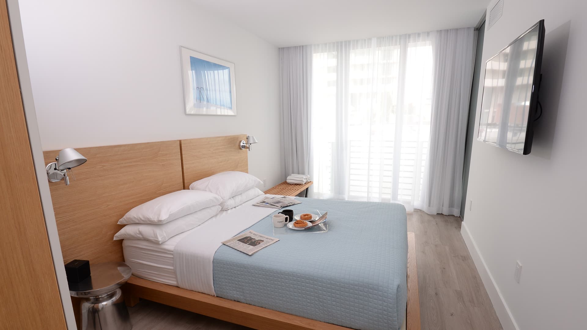 Urban one bedroom with standing balcony. 6080 Design Hotel by Eskape