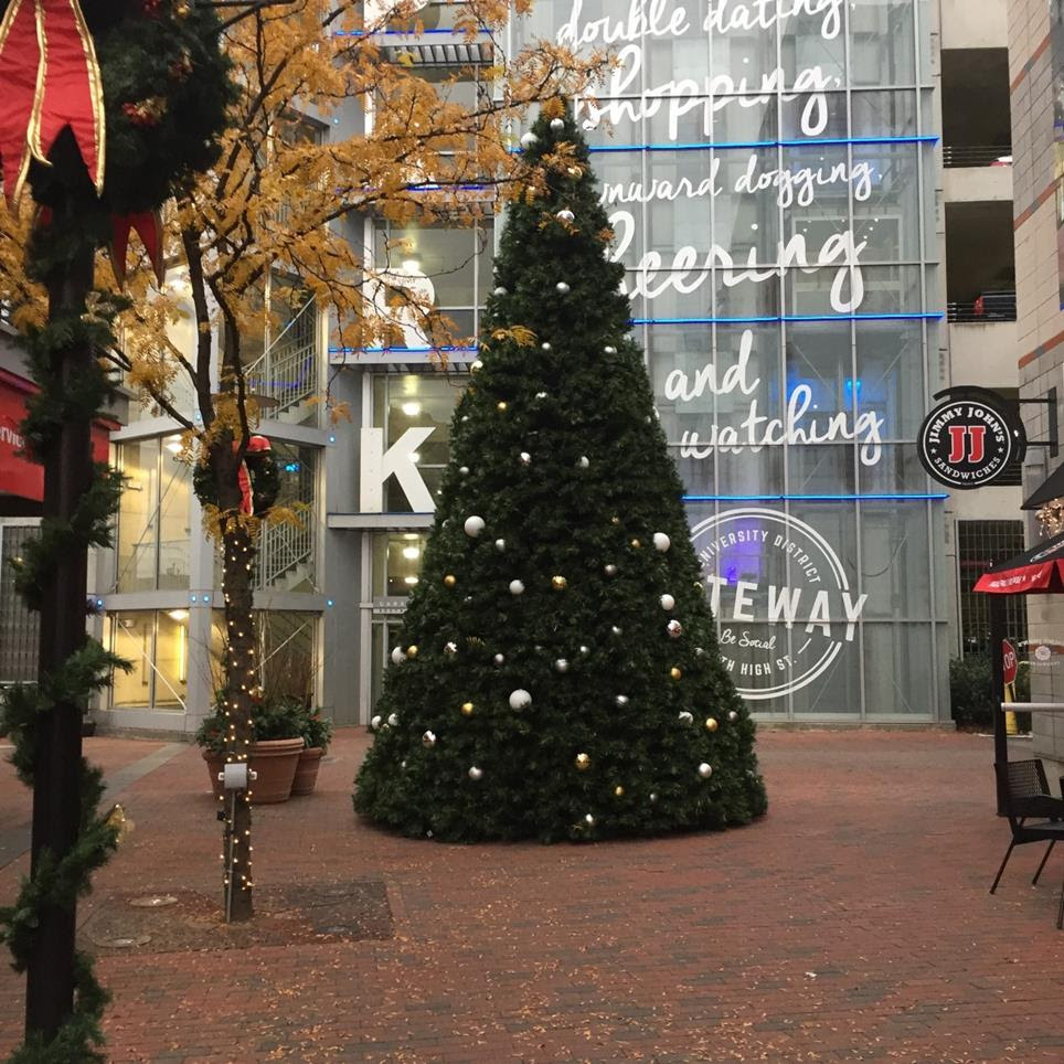 Gateway Lights Holiday Tree Tonight 614NOW