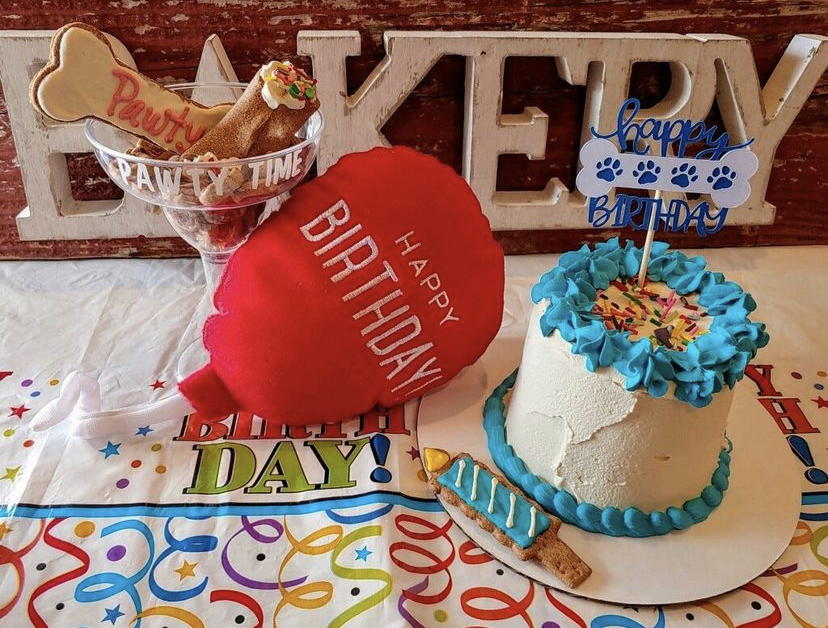 Dog bakery slinging birthday cakes, gourmet donuts, “puptarts” opens