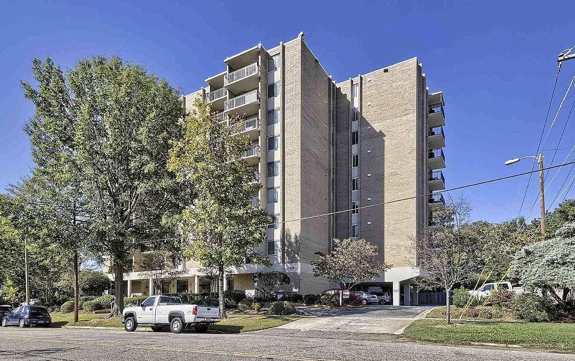 619 King Shandon's Only Vertical Neighborhood