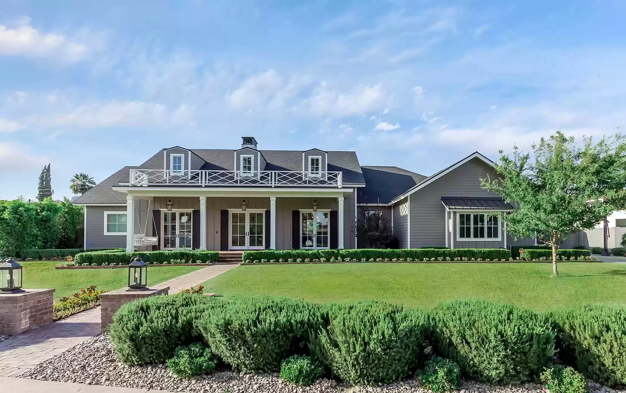 Calle Tuberia 648 Architecture