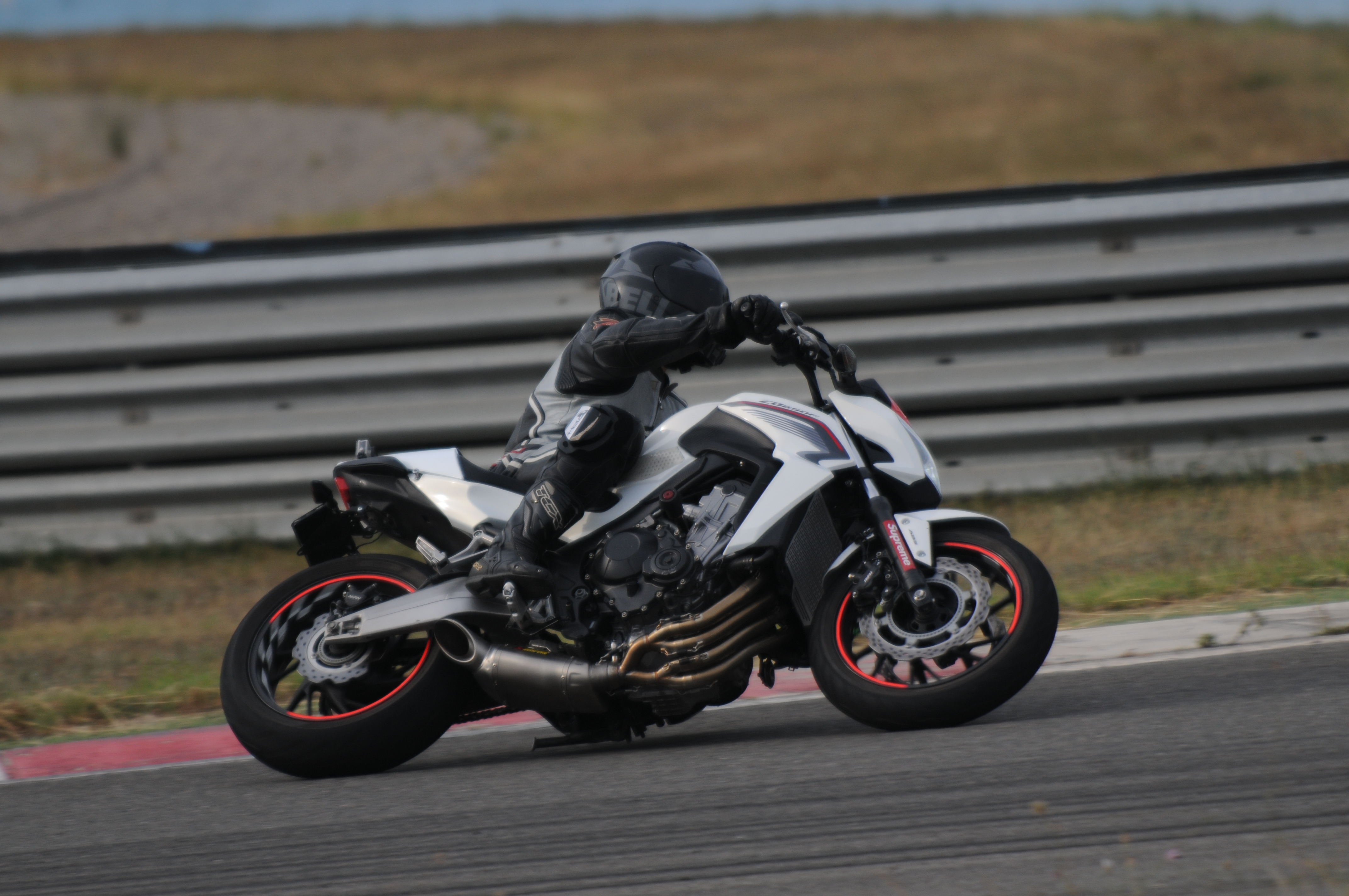 Track Mode Honda CB650F/CBR650F & CB650R/CBR650R Owners Club