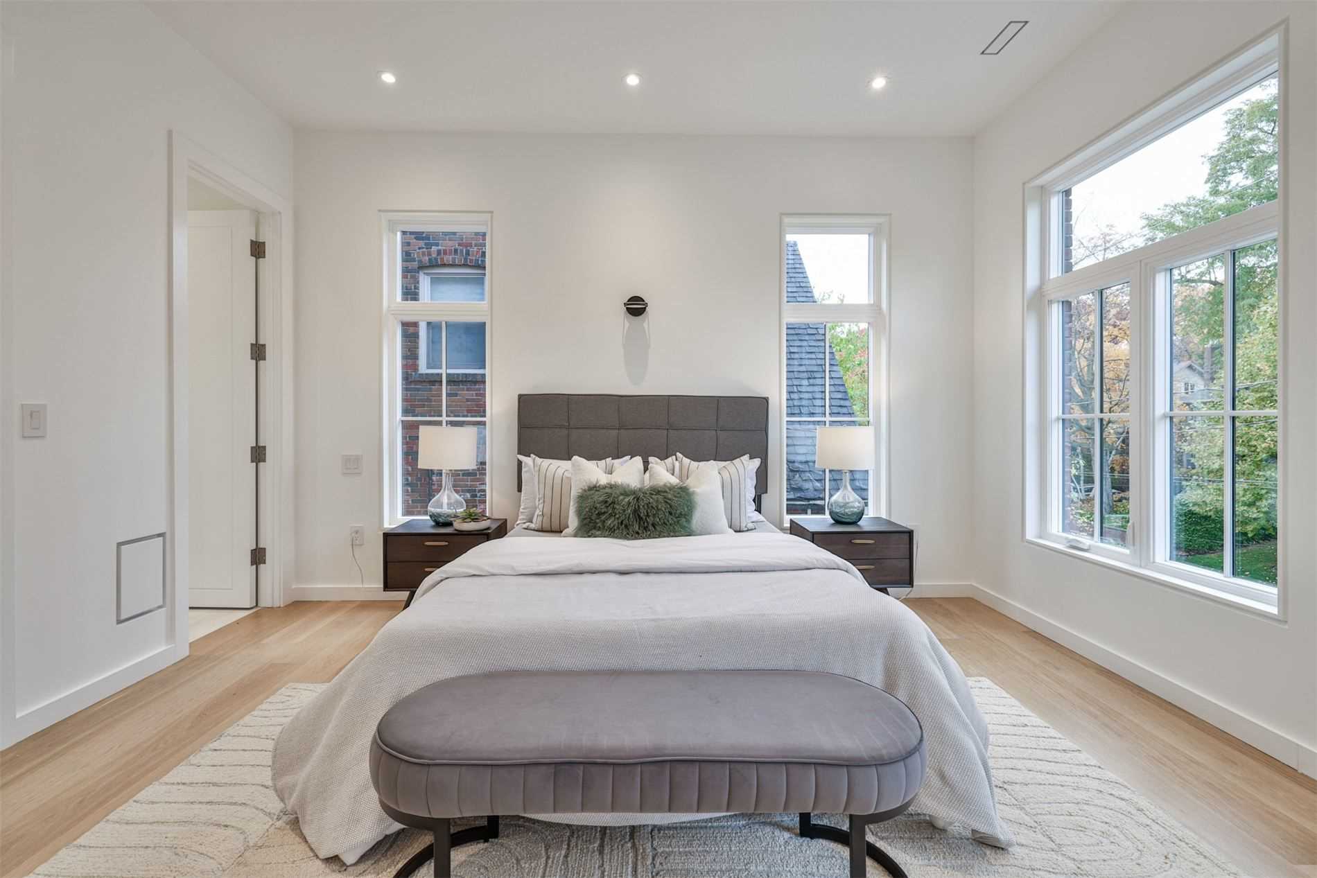 Inglewood Dr, Toronto 6ixdeco Home Staging