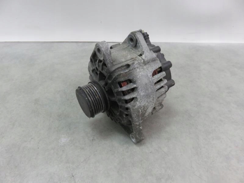 ALTERNATOR HYUNDAI i30 I 1.6 CRDI 373002A600 6916852307 oficjalne