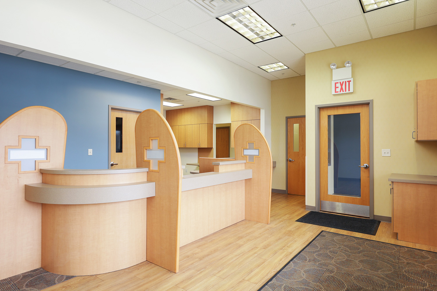 712 Bay Ave, Manahawkin NJ Manahawkin Plaza Retail Space Available