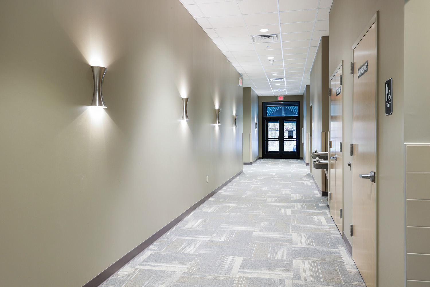 712 Bay Ave, Manahawkin NJ Manahawkin Plaza Retail Space Available