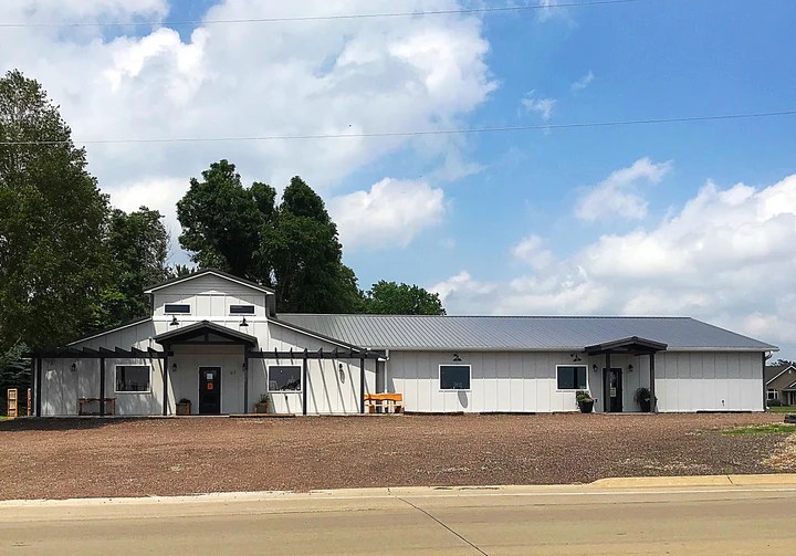 712 Custom Designs Screenprint Hull Iowa 712customdesigns