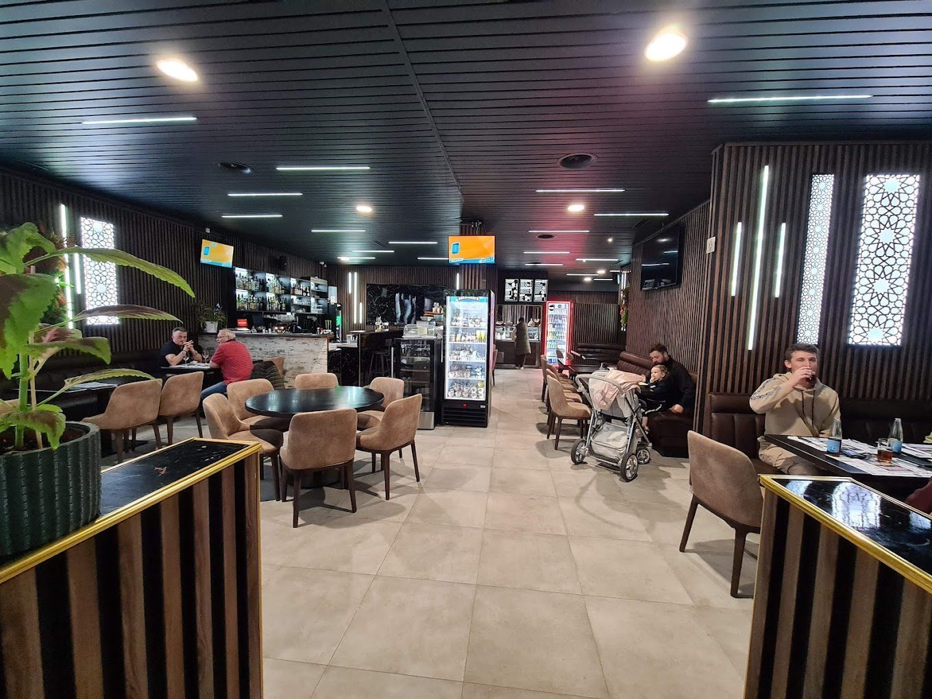 Joshi Pizza Kebab 7min.