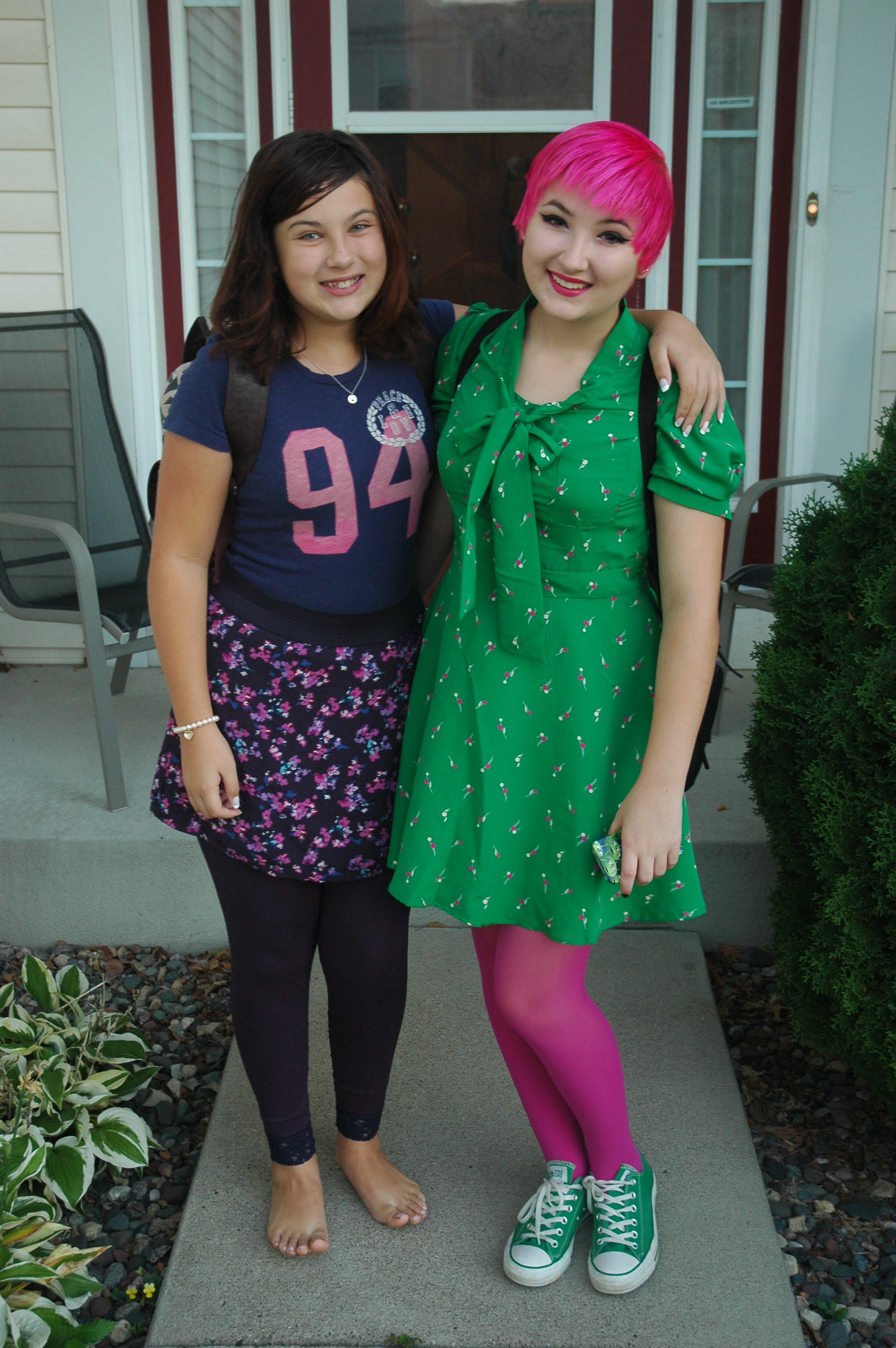 First Day at New Schools (2000 x 3008 Pixel)