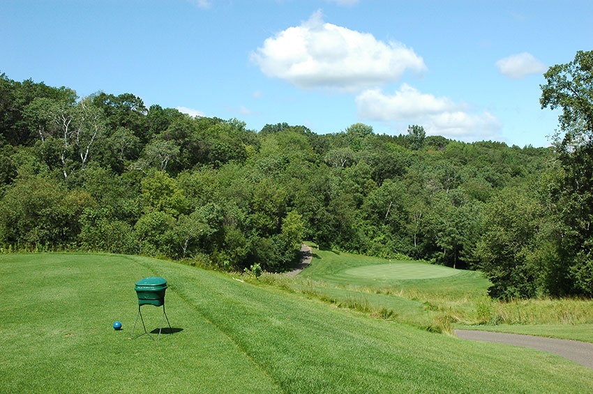 White Eagle, Hudson, Wisconsin Golf course information