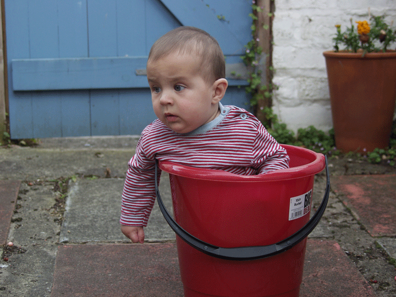 7 Reasons That A Red Bucket Is The Most Amazing Thing In The World 7