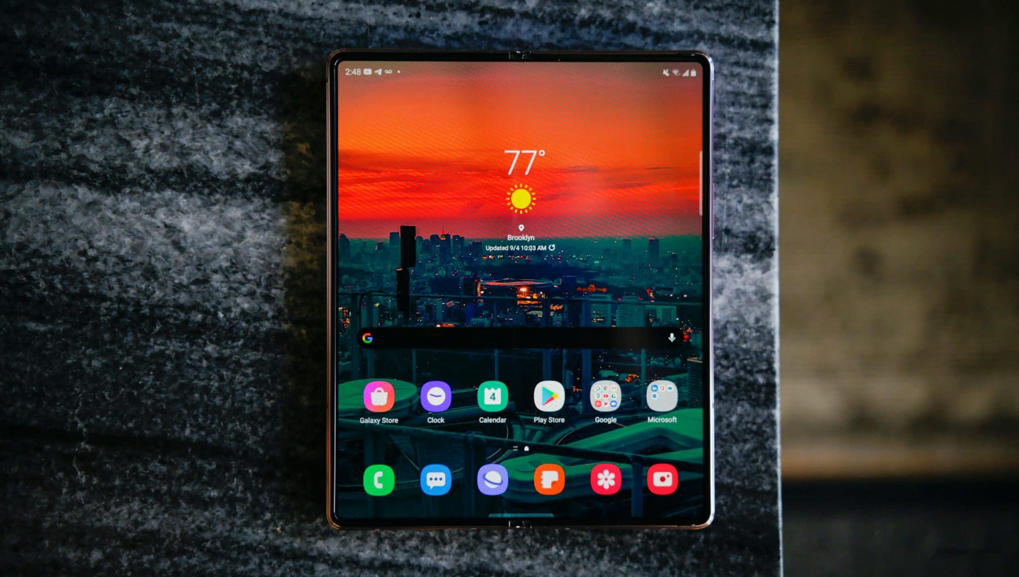 Новости — Таким может быть Galaxy Z Fold3 — со стилусом и «невидимыми