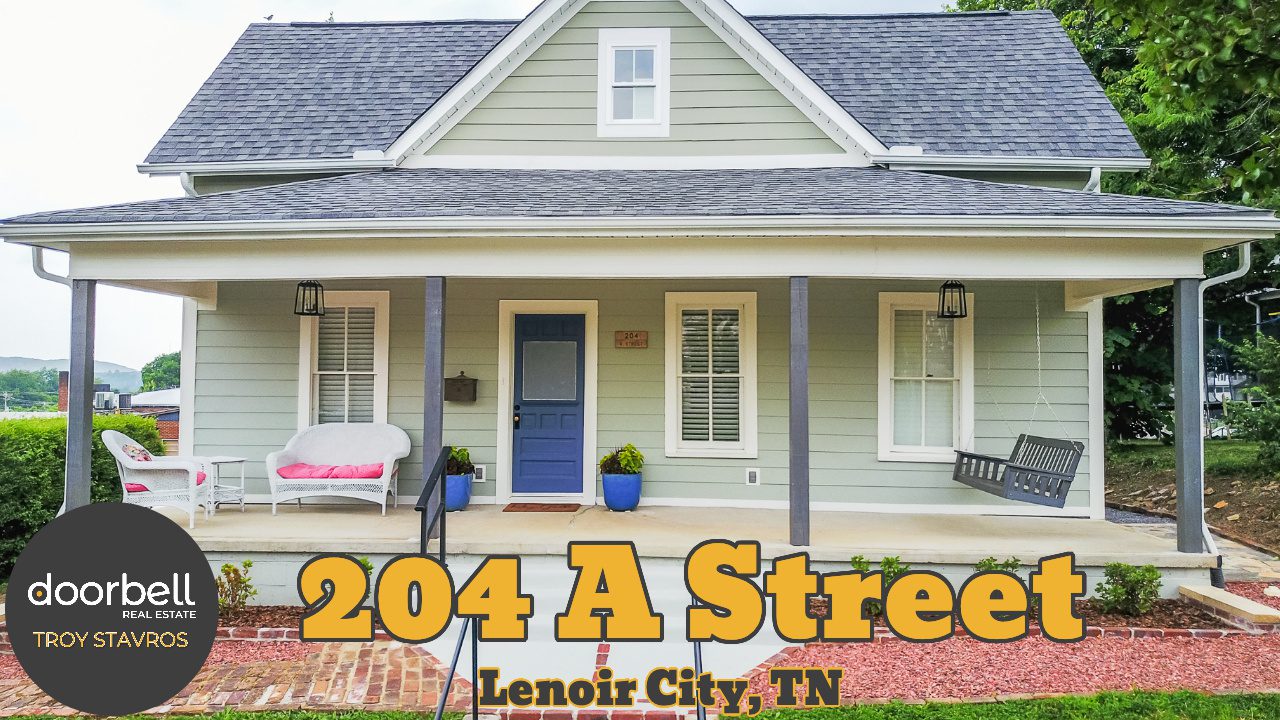 Renovated Historic 1900 Home in Downtown Lenoir City for sale 865