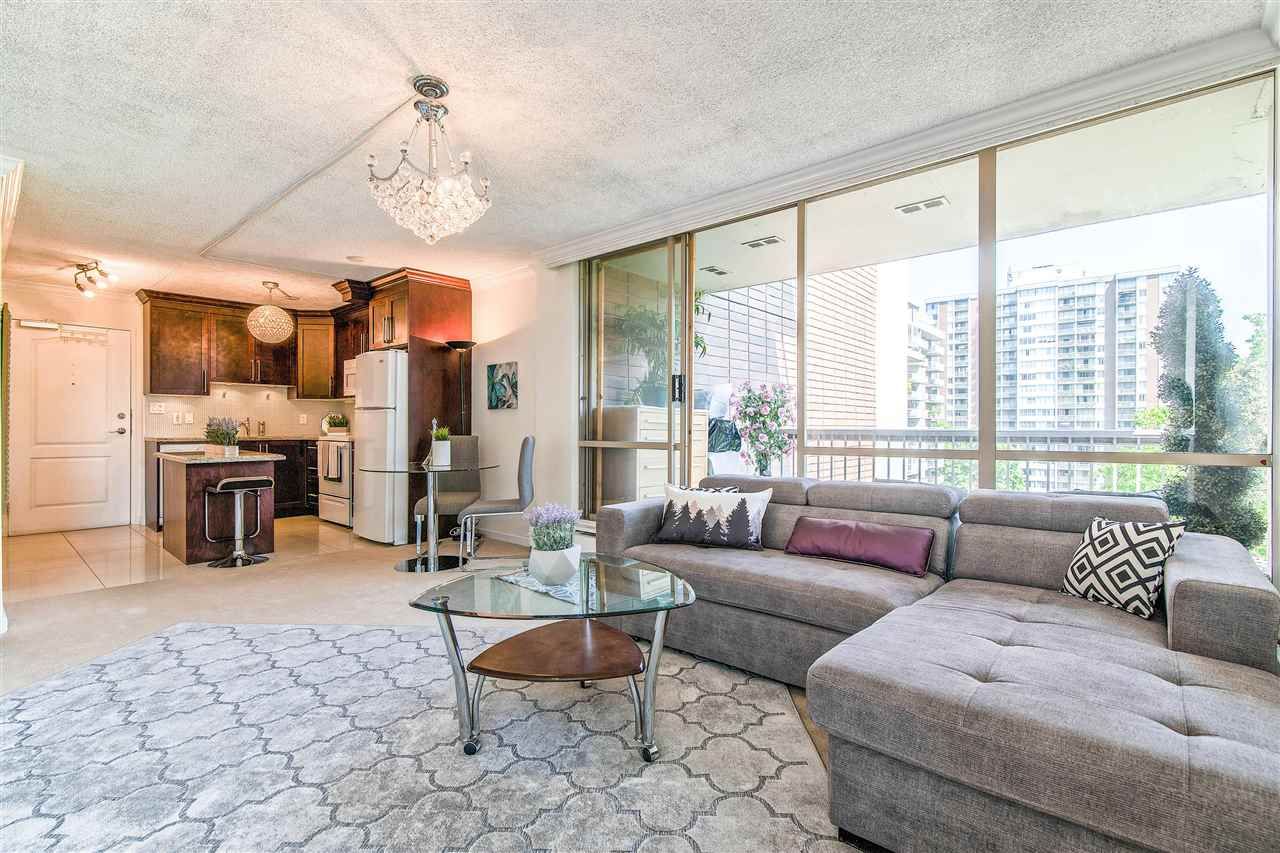 Woodcroft Lillooet Building North Vancouver Real Estate Brokerage