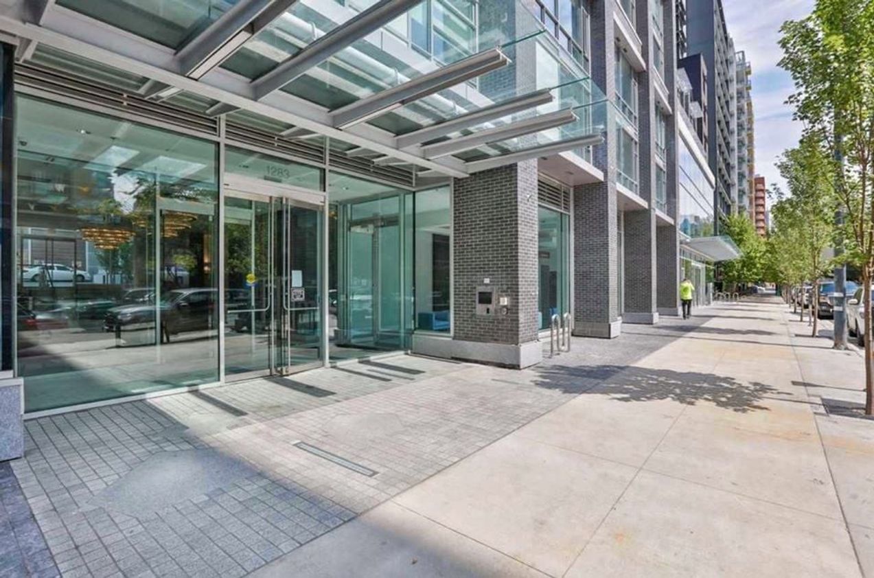 TATE Building North Vancouver Real Estate Brokerage 88westrealty