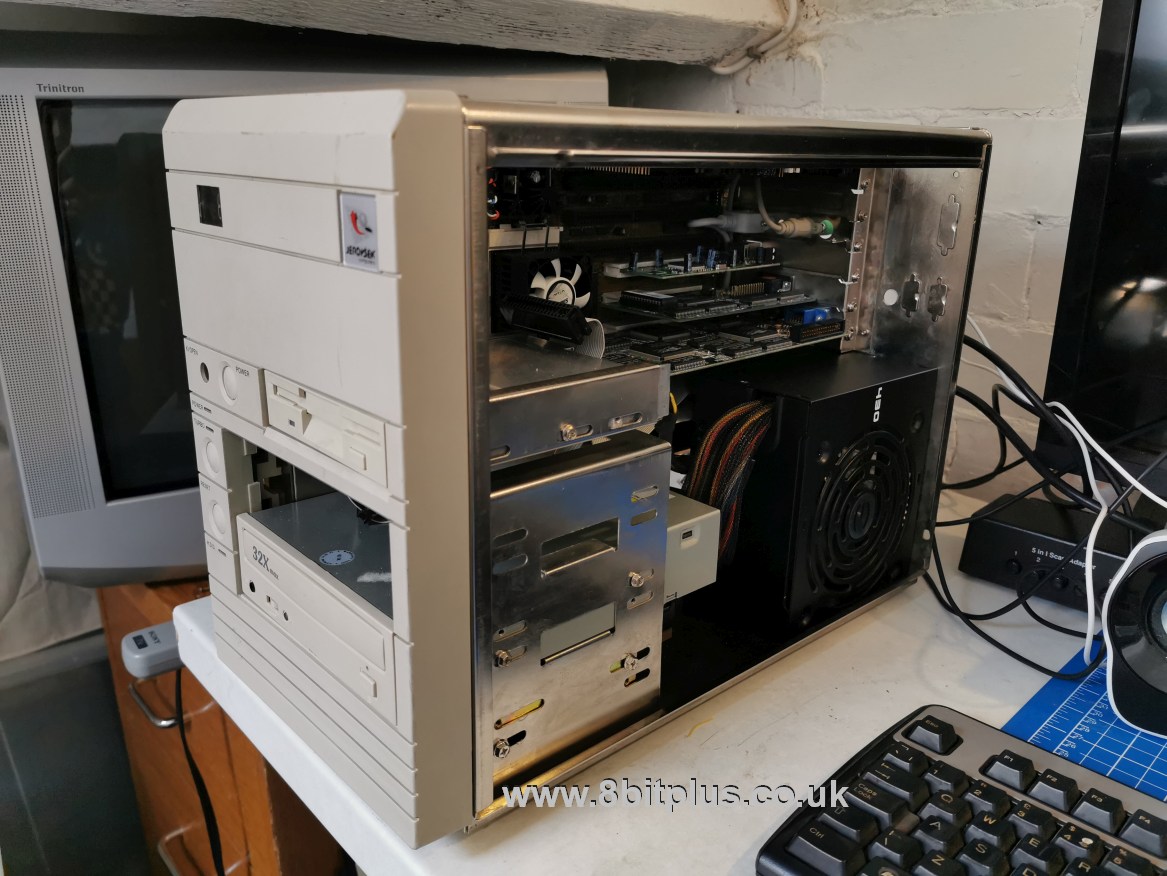 Retro PC now with Voodoo2 8Bitplus